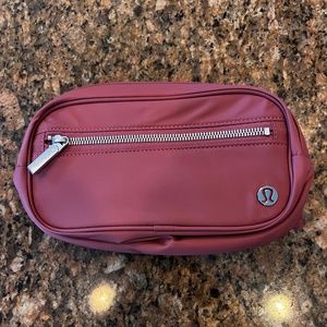 Lululemon Wunderlust Belt Bag